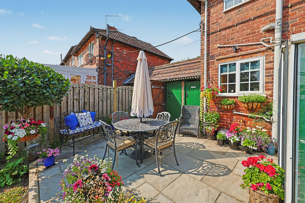 Laburnum Street Hollingwood